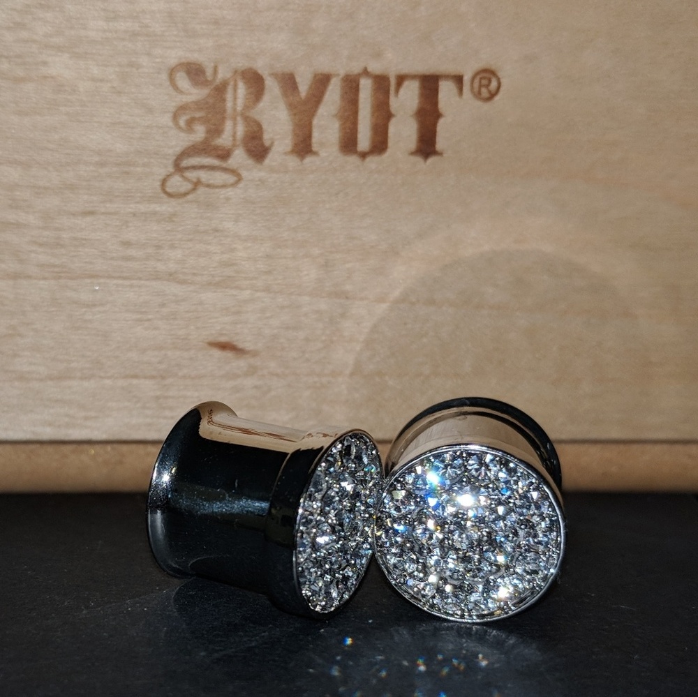Plugs size 9/16